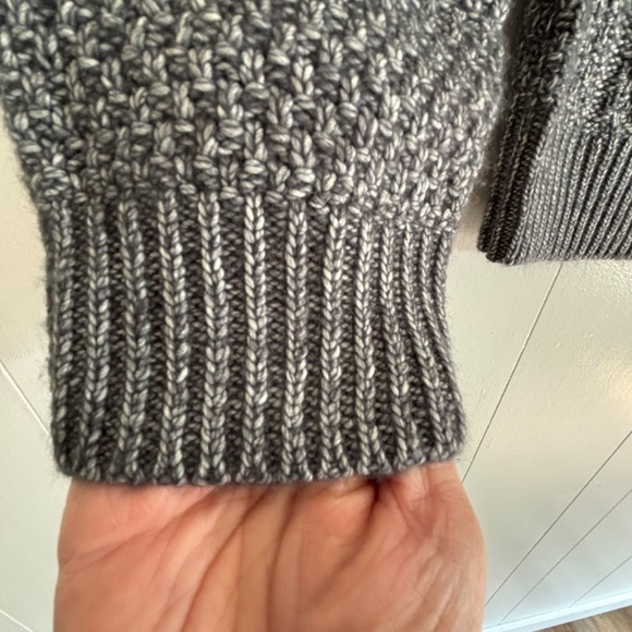 Marks and Spencer men's wool blend grey cable knit fishermen's sweater size M - Picture 6 of 11